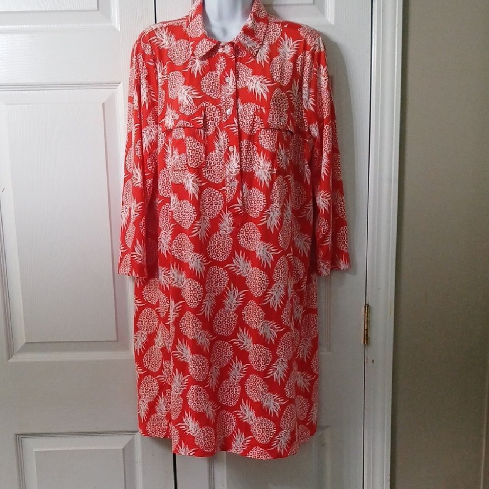 Crown & Ivy pineapple print reddish orange shirt stretch  Sz XL  NOWT